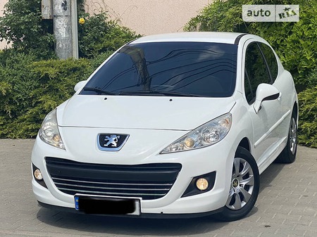 Peugeot 207 2011  випуску Одеса з двигуном 0 л бензин хэтчбек механіка за 4800 долл. 