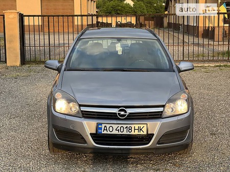 Opel Astra 2006  випуску Ужгород з двигуном 1.4 л бензин універсал механіка за 3650 долл. 