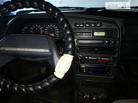 Lada 2115 2007  випуску Дніпро з двигуном 1.6 л бензин седан механіка за 2600 долл. 