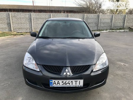 Mitsubishi Lancer 2003  випуску Черкаси з двигуном 1.6 л  седан механіка за 3900 долл. 