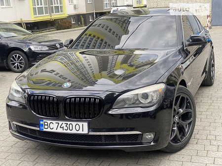 BMW 740 2012  випуску Львів з двигуном 3 л бензин седан автомат за 18800 долл. 