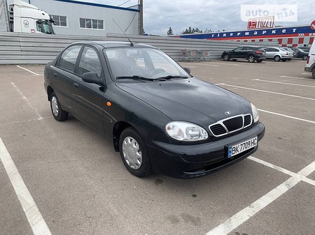 Daewoo Lanos 2008  випуску Рівне з двигуном 1.5 л бензин седан механіка за 3600 долл. 