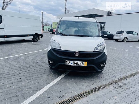 Fiat Doblo 2018  випуску Вінниця з двигуном 0 л дизель  механіка за 11000 долл. 