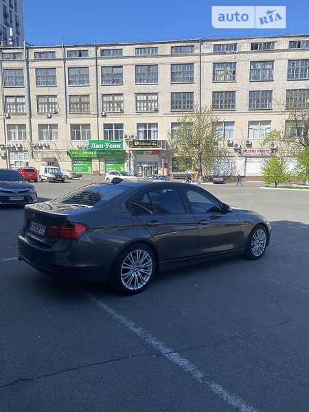 BMW 316 2014  випуску Київ з двигуном 2 л дизель седан автомат за 15000 долл. 