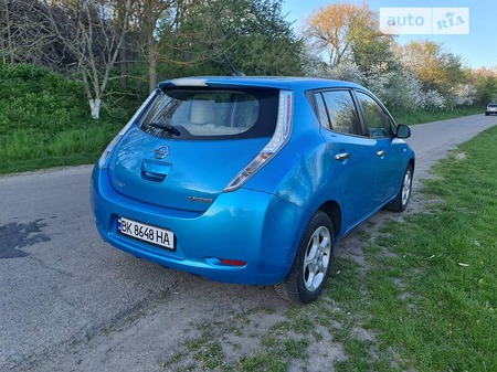 Nissan Leaf 2011  випуску Рівне з двигуном 0 л  хэтчбек автомат за 4900 долл. 