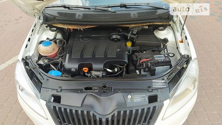 Skoda Fabia 2012  випуску Івано-Франківськ з двигуном 1.6 л  універсал механіка за 5850 долл. 