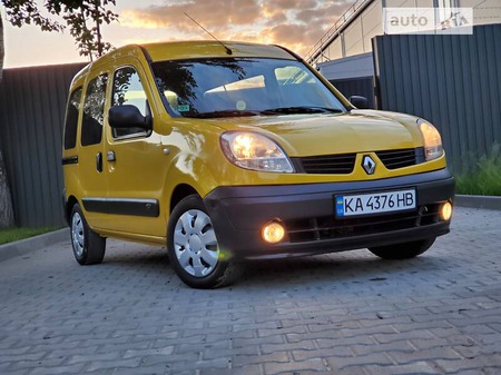 Renault Kangoo 2006  випуску Дніпро з двигуном 1.2 л  універсал механіка за 3999 долл. 