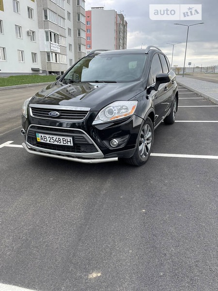 Ford Kuga 2011  випуску Вінниця з двигуном 2 л дизель позашляховик автомат за 9200 долл. 