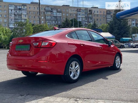 Chevrolet Cruze 2018  випуску Одеса з двигуном 1.4 л бензин седан автомат за 8900 долл. 