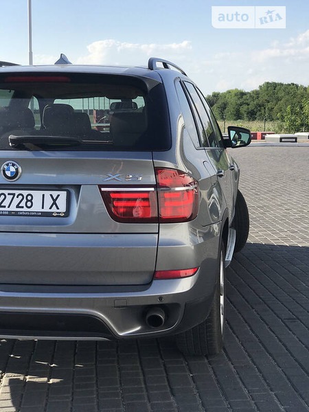 BMW X5 2012  випуску Львів з двигуном 3 л бензин позашляховик автомат за 14800 долл. 