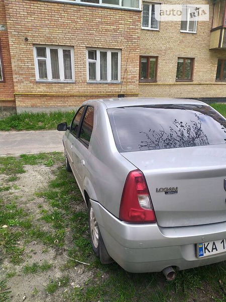 Dacia Logan 2007  випуску Київ з двигуном 1.6 л  седан механіка за 3600 долл. 