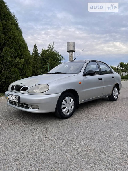 Daewoo Lanos 2008  випуску Чернівці з двигуном 1.4 л бензин седан механіка за 2200 долл. 