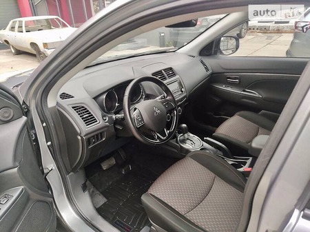 Mitsubishi ASX 2016  випуску Вінниця з двигуном 2 л бензин позашляховик автомат за 14450 долл. 