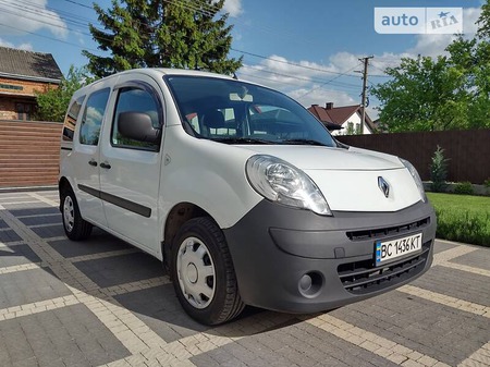 Renault Kangoo 2008  випуску Львів з двигуном 0 л бензин мінівен механіка за 5600 долл. 