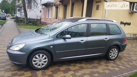 Peugeot 307 2005  випуску Луцьк з двигуном 2 л  універсал  за 4200 долл. 