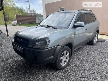 Hyundai Tucson 2007  випуску Київ з двигуном 2 л  позашляховик автомат за 6800 долл. 