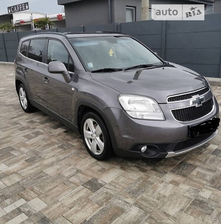 Chevrolet Orlando 2011  випуску Ужгород з двигуном 2 л дизель універсал механіка за 9300 долл. 