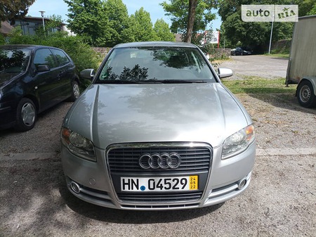 Audi A4 Limousine 2005  випуску Львів з двигуном 2 л бензин седан автомат за 4500 долл. 