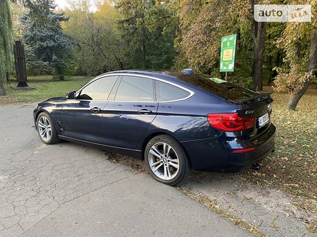 BMW 340 2016  випуску Київ з двигуном 3 л бензин хэтчбек автомат за 32900 долл. 