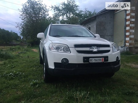 Chevrolet Captiva 2008  випуску Львів з двигуном 0 л дизель позашляховик автомат за 7700 долл. 