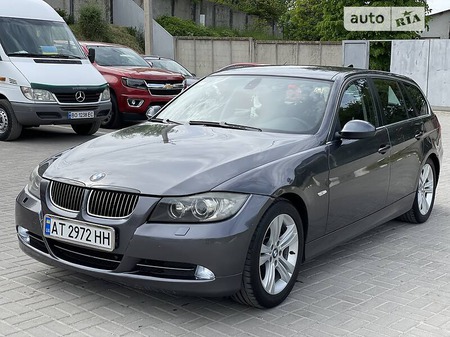 BMW 330 2006  випуску Тернопіль з двигуном 3 л дизель універсал автомат за 8450 долл. 