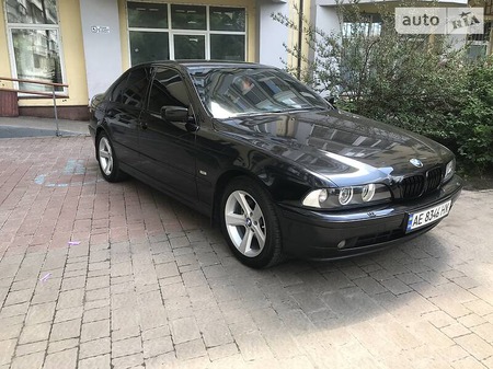 BMW 535 2003  випуску Київ з двигуном 3.5 л бензин седан автомат за 10000 долл. 