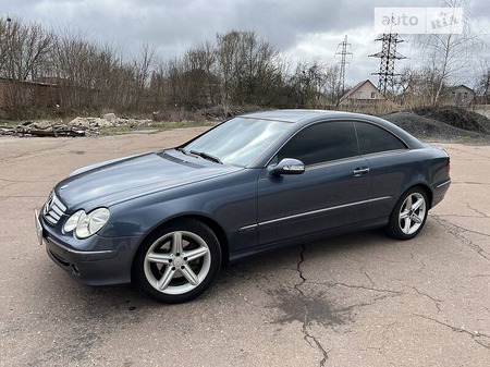 Mercedes-Benz CLK 270 2003  випуску Чернігів з двигуном 0 л дизель купе автомат за 7400 долл. 