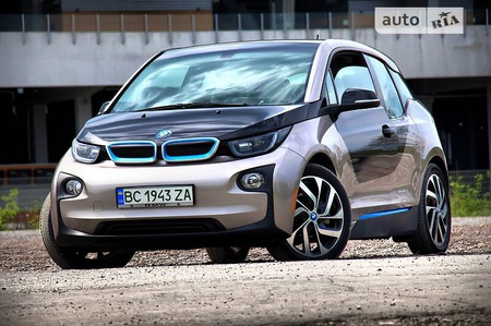 BMW i3 2015  випуску Львів з двигуном 0 л електро хэтчбек автомат за 14900 долл. 