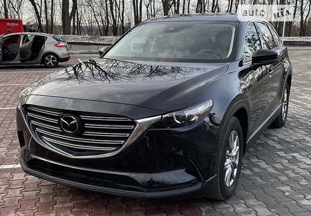 Mazda CX-9 2018  випуску Вінниця з двигуном 2.5 л бензин позашляховик автомат за 28000 долл. 