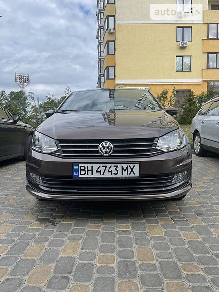 Volkswagen Polo 2019  випуску Львів з двигуном 0 л  седан  за 13500 долл. 