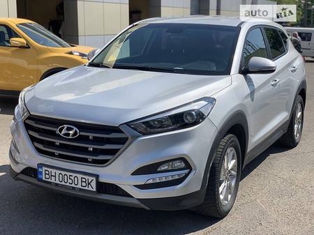 Hyundai Tucson 2015  випуску Одеса з двигуном 2 л дизель позашляховик автомат за 18500 долл. 