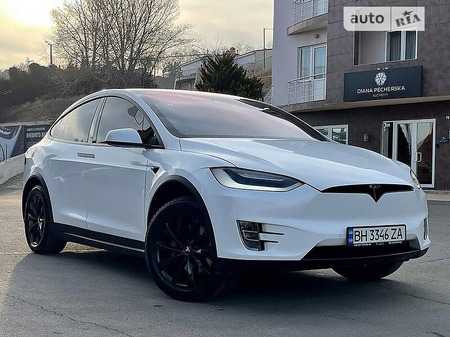 Tesla X 2020  випуску Вінниця з двигуном 0 л електро позашляховик автомат за 89999 долл. 