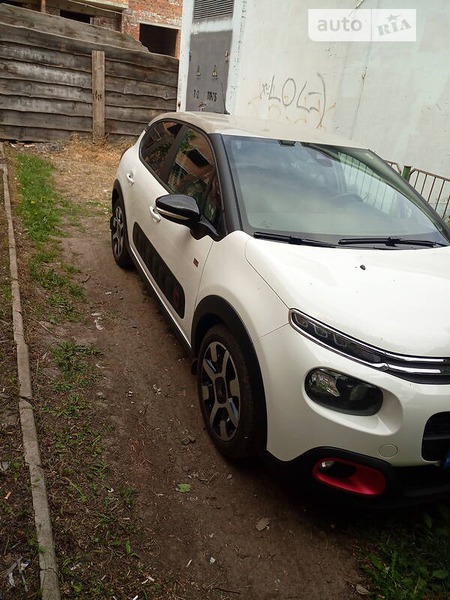 Citroen C3 2018  випуску Хмельницький з двигуном 1.2 л бензин хэтчбек автомат за 14000 долл. 