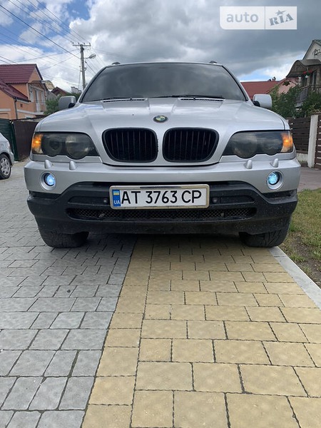 BMW X5 2000  випуску Львів з двигуном 4.4 л  позашляховик автомат за 6100 долл. 