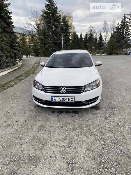 Volkswagen Golf 2015  випуску Івано-Франківськ з двигуном 1.8 л бензин седан автомат за 9200 долл. 