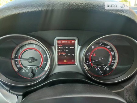 Dodge Journey 2015  випуску Львів з двигуном 3.6 л бензин позашляховик автомат за 13900 долл. 