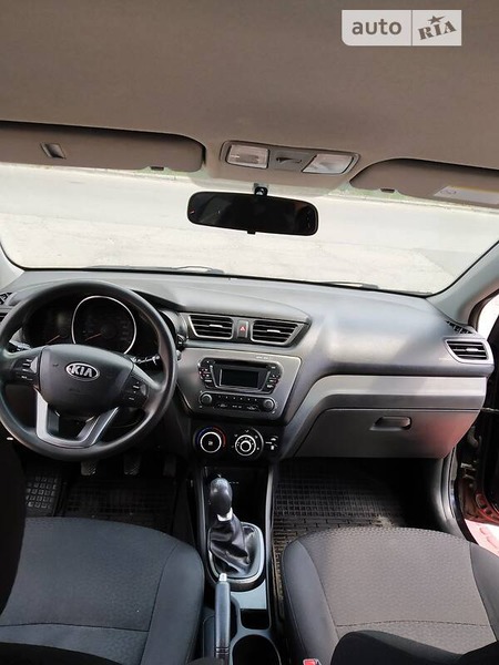 KIA Rio 2013  випуску Запоріжжя з двигуном 0 л  седан механіка за 5300 долл. 