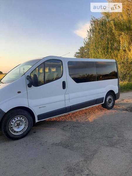 Renault Trafic 2004  випуску Житомир з двигуном 1.9 л дизель мінівен механіка за 6500 долл. 