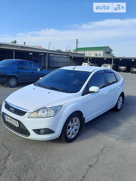 Ford Focus 2011  випуску Дніпро з двигуном 1.6 л бензин хэтчбек механіка за 6700 долл. 