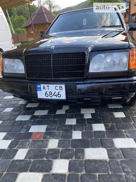 Mercedes-Benz C 230 1989  випуску Чернівці з двигуном 0 л  седан  за 2300 долл. 