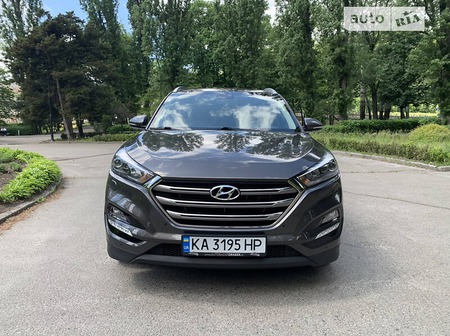 Hyundai Tucson 2018  випуску Київ з двигуном 2 л дизель позашляховик автомат за 25700 долл. 