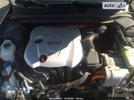 KIA Optima 2015  випуску Одеса з двигуном 2.4 л гібрид седан автомат за 3900 долл. 