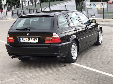 BMW 318 2004  випуску Рівне з двигуном 2 л бензин універсал механіка за 4500 долл. 