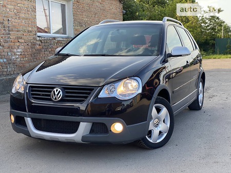 Volkswagen CrossPolo 2008  випуску Луцьк з двигуном 1.9 л дизель хэтчбек механіка за 5000 долл. 