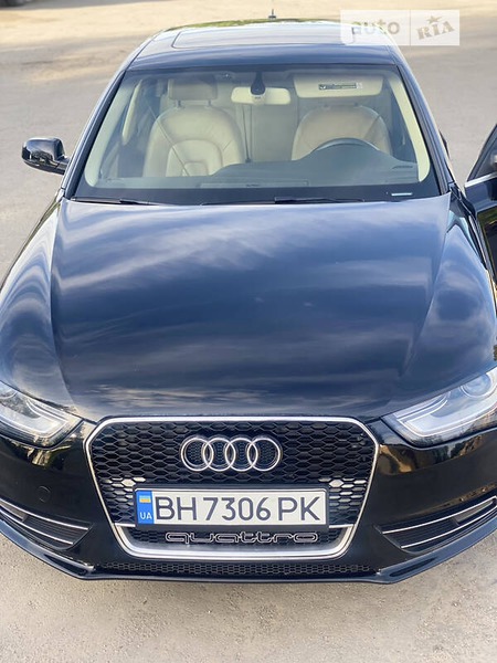 Audi A4 Limousine 2012  випуску Хмельницький з двигуном 2 л бензин седан автомат за 14000 долл. 