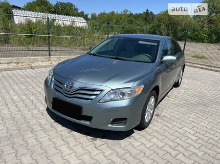 Toyota Camry 2011  випуску Івано-Франківськ з двигуном 2.5 л бензин седан автомат за 11700 долл. 