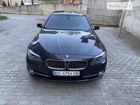 BMW 535 2012  випуску Львів з двигуном 3 л бензин седан автомат за 21500 долл. 