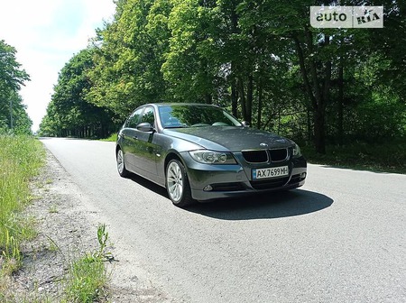 BMW 320 2007  випуску Харків з двигуном 2 л бензин седан автомат за 7999 долл. 