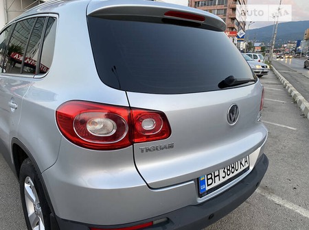 Volkswagen Tiguan 2010  випуску Одеса з двигуном 2 л дизель позашляховик автомат за 12200 долл. 