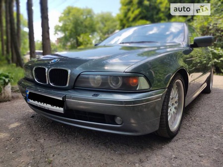 BMW 530 2002  випуску Чернівці з двигуном 0 л  седан автомат за 8000 долл. 